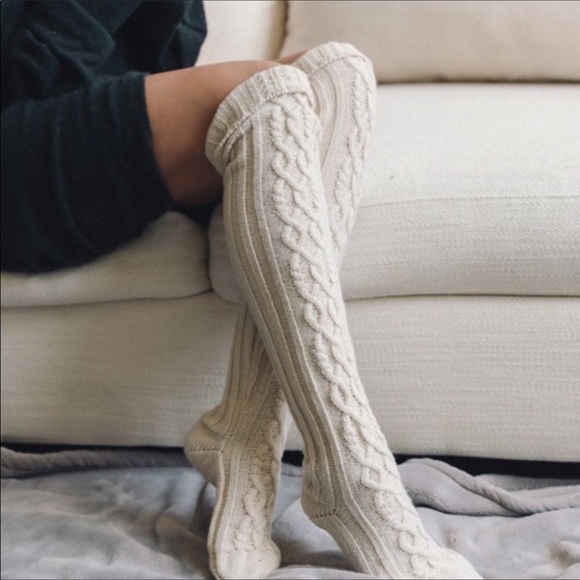 Accessories - New cable knit over the kneesocks